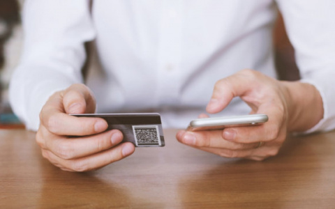 Клиенты Сбербанка и все граждане РФ могут быстро и бесплатно проверить на мошенничество вызывающий подозрение номер телефона или веб-сайт