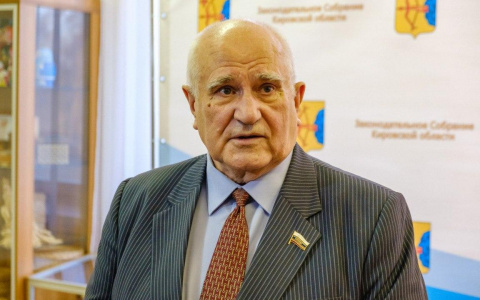 "Нам как никогда важна стабильность": Владимир Бакин о поправках к Конституции