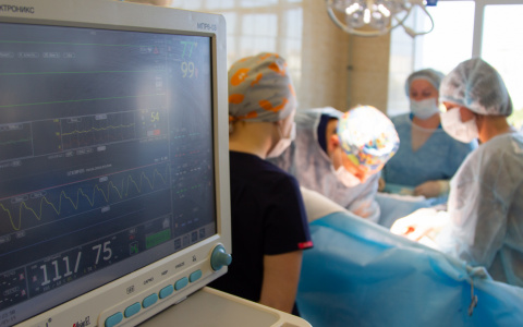В Кирове увеличивают объемы оказания медицинской помощи онкологическим пациентам
