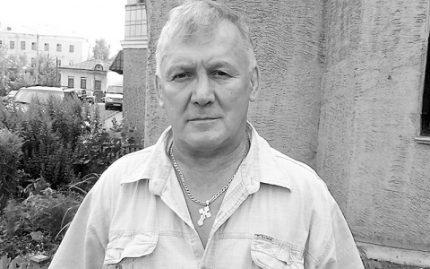 Известна дата прощания с погибшим в аварии депутатом Николаем Дубравиным