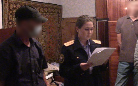 В квартире на Производственной нашли изувеченное тело женщины