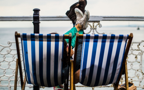 Раки захотят романтики, а Рыбы «умрут» от безделья: гороскоп для всех на пятницу