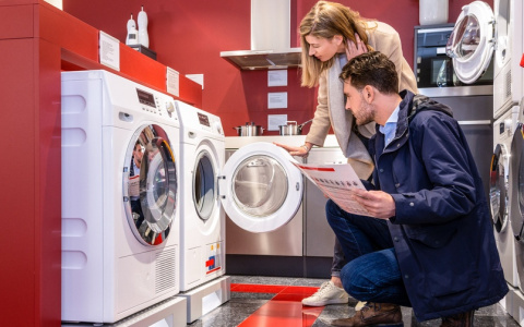 Спрос двигают автомобили, бытовая техника и одежда: новое  потребительское исследование