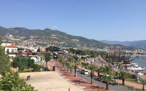 Путевки в Турцию дешевле, чем до пандемии: важные изменения для туристов с 1 августа