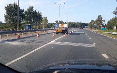 В Кирове на пяти участках дорог нанесут шумовые полосы