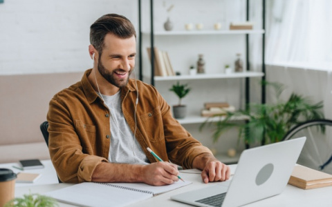 Блок «Управление благосостоянием» Сбербанка нарастил объем онлайн-продаж в 10 раз