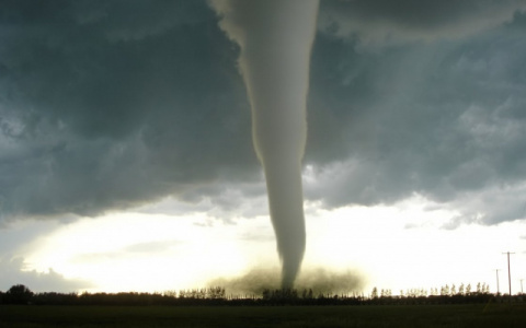 Синоптики предупреждают о риске формирования смерчей в Кировской области