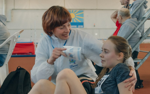 Кировчанка с COVID-19 помогает в реабилитации пациентам, с которыми лежит в больнице