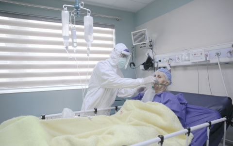 В Кировской области за сутки снова выявили 65 заболевших коронавирусом