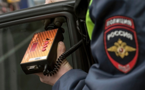 Лимит на тонировку и новая категория участников движения: опубликован проект поправок в ПДД