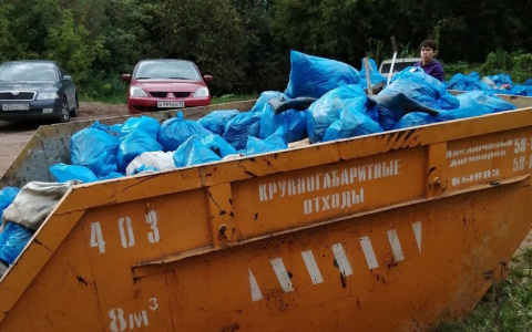 Волонтёры собрали 300 мешков мусора на берегу Вятки