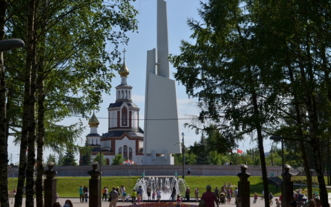 Администрация Кирова хочет вернуть городу участок в парке Победы