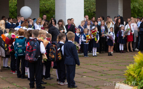 Что обсуждают в Кирове: изменения правил приема детей в школы и поиск мужчины