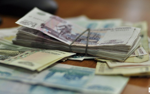 В Кирове налоговая служба участвует в аукционе на покупку легковых автомобилей за 3 миллиона рублей