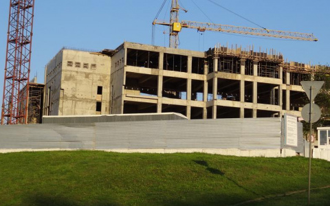 Администрация Кирова готовится к строительству новой школы в центре города