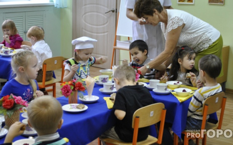 В Кирове плату за детский сад могут поднять из-за изменений в меню