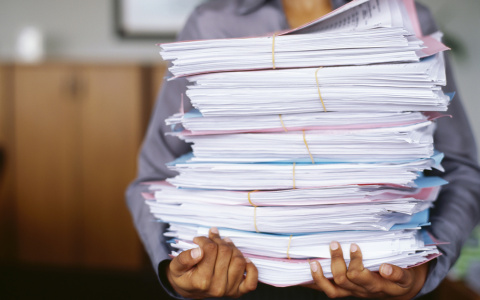 За 6 месяцев 2020 года Сбер сэкономил 263 млн листов бумаги