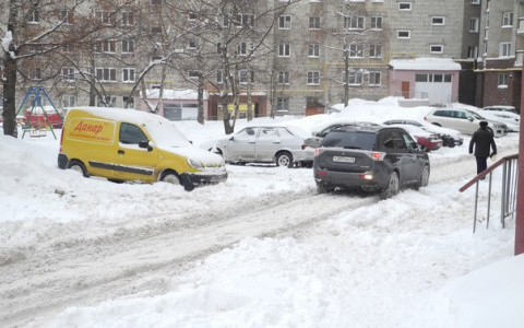 На каждом дворнике будет маячок: в Кирове сообщили о готовности к снегопаду и гололеду