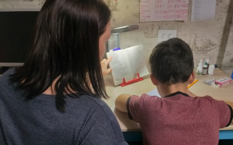 «Я впала в панику»: история зараженной COVID-19 семьи с двумя детьми