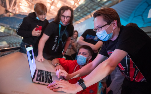 Студенты «Сириуса» отразили кибератаки на олимпийский стадион «Фишт»