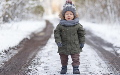 Собираем детский гардероб для ранней зимы: верхняя одежда от 899 рублей