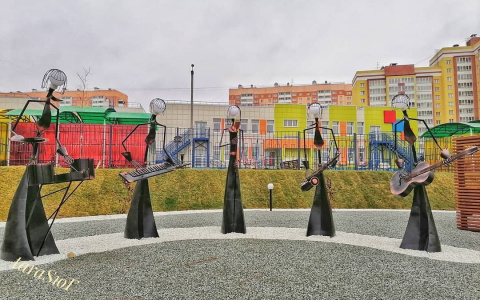 В Чистых прудах установили новый арт-объект