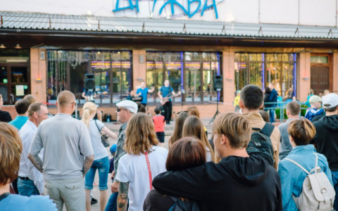 Кинотеатр "Дружба" просит освобождения от арендной платы за здание