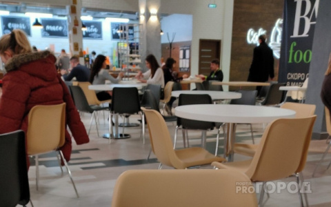 Минпромторг предложил открыть фудкорты при определенных условиях