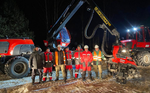 Вятский фанерный комбинат пополнил парк лесозаготовительных машин