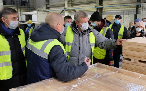 Игорь Васильев посетил завод "Икеа" в Кировской области