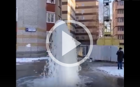 Прокуратура начала проверку из-за коммунальной аварии в центре Кирова