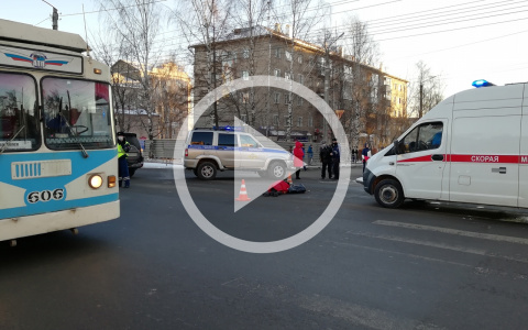 На перекрестке улиц Воровского и Володарского, где насмерть сбили девушку, выявлены нарушения
