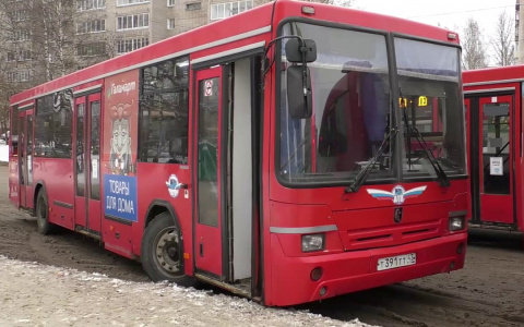 Количество автобусов и троллейбусов в Кирове в новогодние праздники сократят