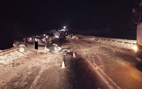 Число погибших в аварии в Юрьянском районе возросло до пяти человек