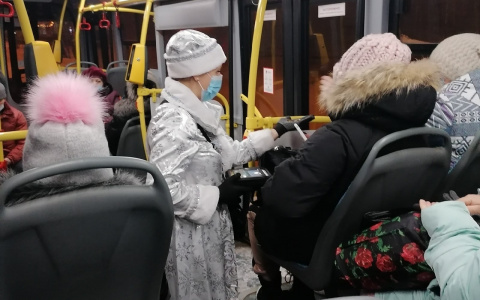 Дед Мороз в автобусе, в такси и на физкультуре: как в Кирове готовятся к Новому году