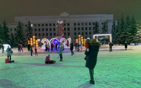 Температурные "качели" и много снега: прогноз погоды в Кирове на все новогодние выходные