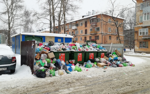 Спустя неделю после Нового года мусорный коллапс в Кирове продолжается