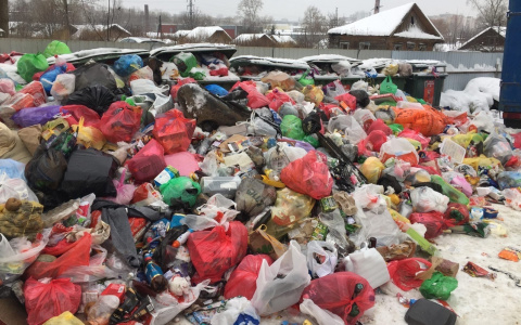 В правительстве объяснили коллапс в Кирове тем, что мусора стало больше
