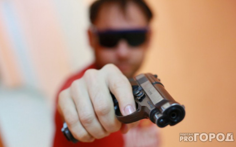 В Кирово-Чепецке руководителя школы бокса задержали за стрельбу в клубе