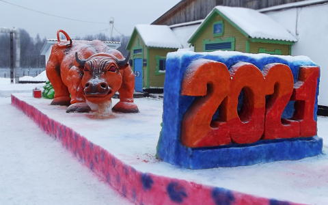 Кировские заключенные создали более 70  удивительных  фигур из снега