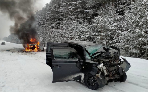 В Кировской области столкнулись иномарки: погибли три человека