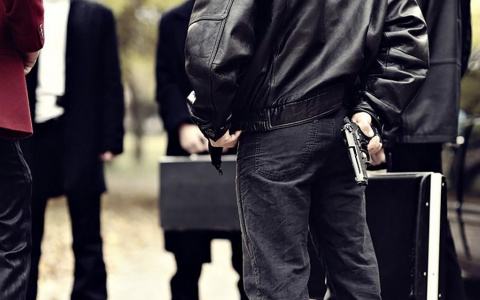 В Кирове судимый по 5 статьям мужчина устроился на работу в спортивную школу