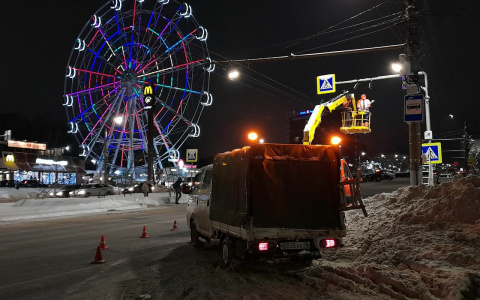 В Кирове установили первые лазерные проекторы зебры на пешеходном переходе