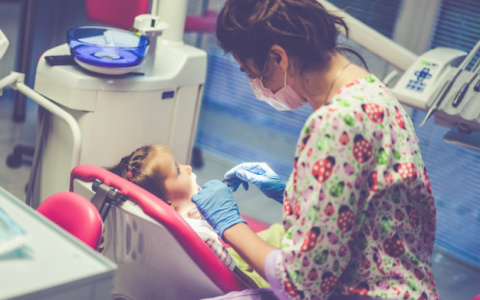 "Не вырывайте зубы!": стоматологи рассказали, как пациенты вредят сами себе