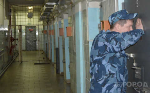 В кировских колониях сняли запрет на свидания и передачу посылок