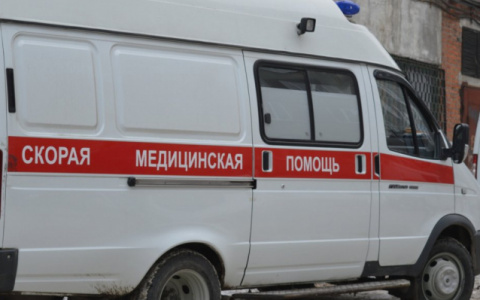 В Кировской области женщина хотела зарезать мужа: пострадавший в больнице