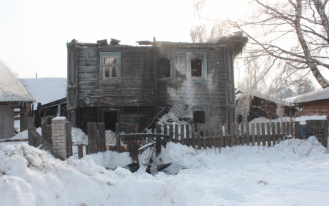 Что обсуждают в Кирове: страшный пожар на Бородулина и ДТП на трассе "Вятка"