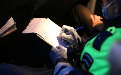 В Кировской области за год возбудили 15 уголовных дел за взятки сотрудникам ГИБДД