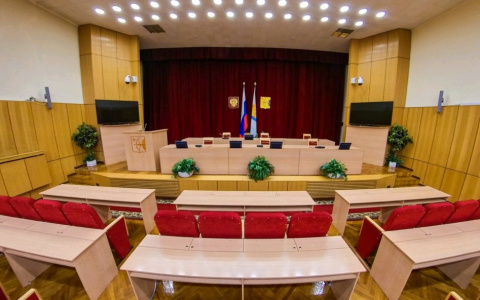 Законодательное Собрание соберется на внеочередное пленарное заседание