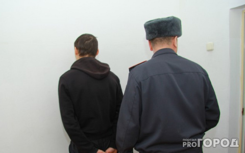 В Кировской области в квартире нашли тело женщины: задержан подозреваемый в убийстве